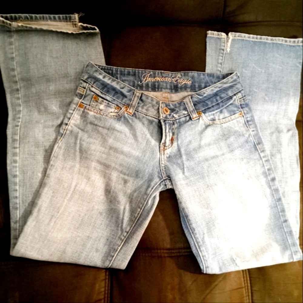 Lucky Brand Dungarees, womens blue jeans, boot cut size 4/27 boot cut